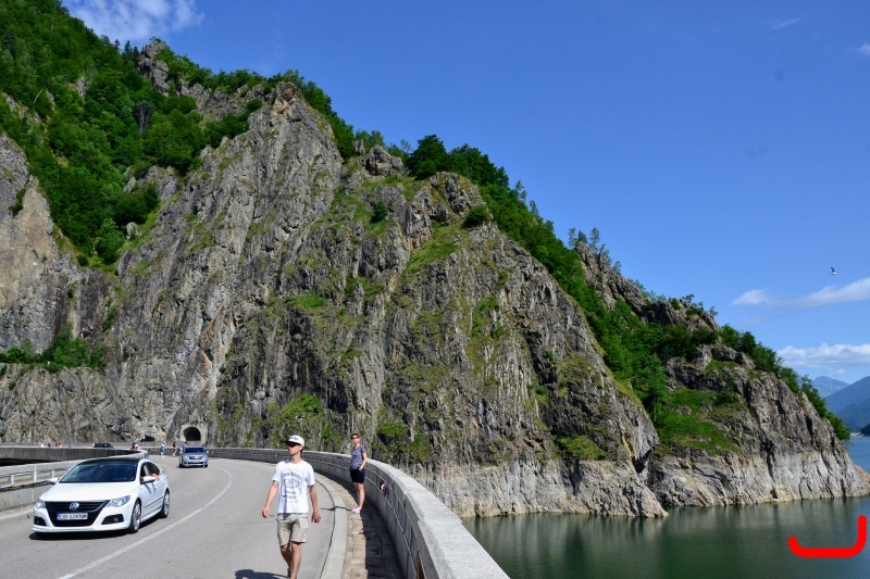 Плотина Vidraru_3